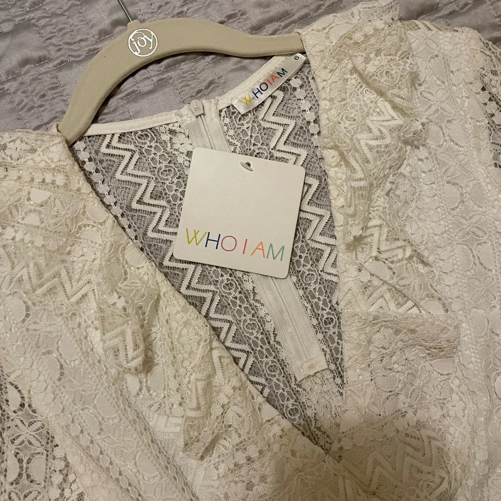 Hello Molly white lace romper playsuit - Picture 4 of 5
